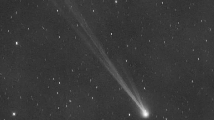 绿彗星“西村彗星”（Comet Nishimura）