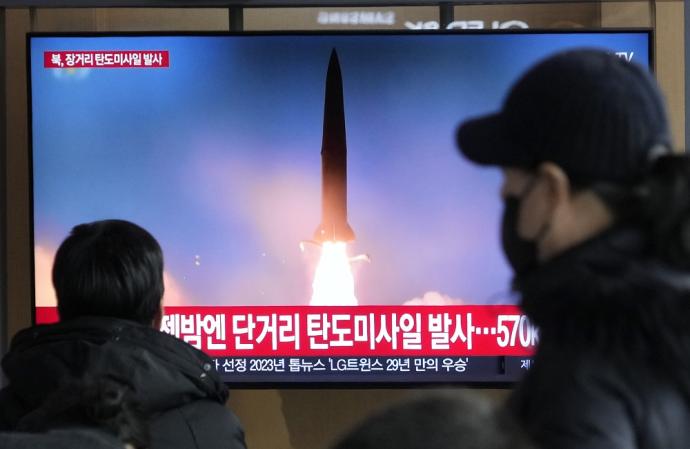 朝鲜发射导弹