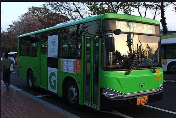 韩国巴士