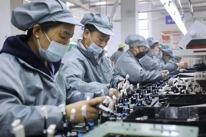 中国工人 上班 