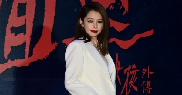 徐若瑄被指以2.6万低片酬接演《人面鱼：红衣小女孩外传》。