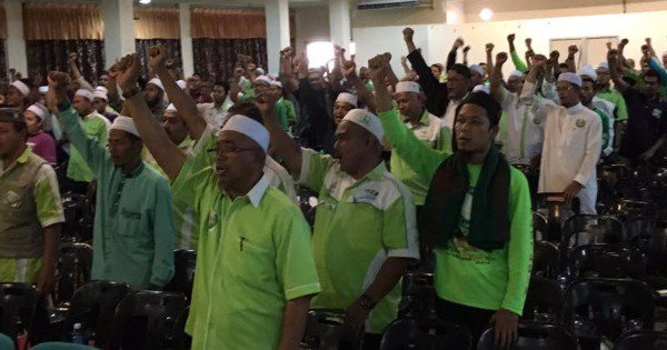 霹雳州政权至今仍悬峙不下，州伊斯兰党主席拉兹曼指出，哪个政营开出的条件对该党有利，他们就会倾向与该阵营联合成立新政府。（档案照）
