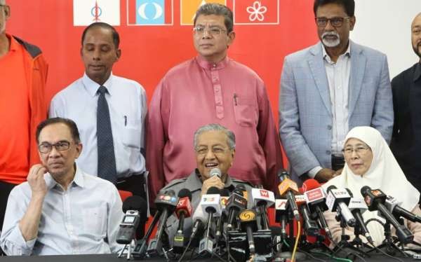 首相敦马哈迪医生指出，将交由部长决定副部长人数。