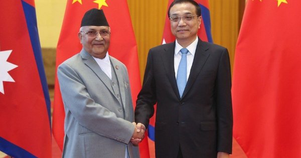 中国和尼泊尔近日发表联合声明，加强口岸、公路、铁路、航空、通讯等方面互联互通，打造跨喜马拉雅立体互联互通网络。（中新社） 
