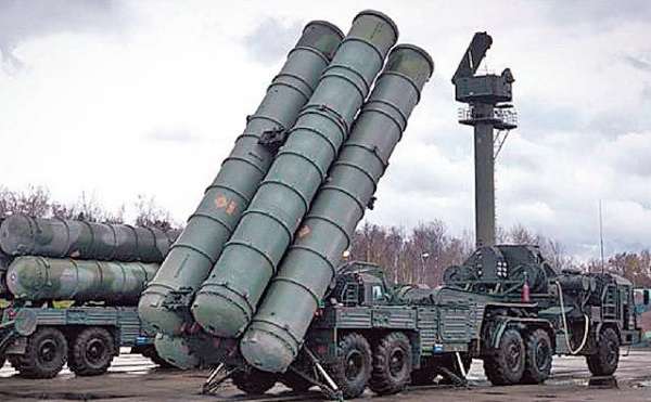 俄罗斯媒体披露，中国日前进行S-400防空导弹系统实弹射击演练。