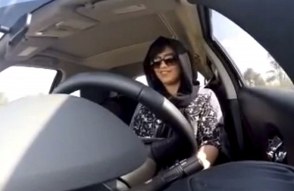2014年，哈斯洛尔开车的视频受到病毒式的传播。（美联社）