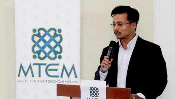 马来经济行动理事会（MTEM）总执行长阿末亚兹说，该会接获土著家具制造商协会的投诉，指遭财政部对付。