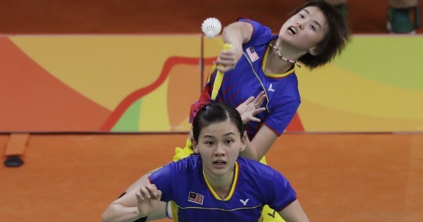 大马首席女双温可微（前）与许嘉雯在瑞士羽毛球公开赛，成为仅剩的争誉希望。