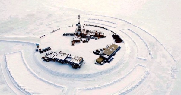 西班牙国家石油公司自2008年开始就活跃于阿拉斯加进行油田探测。