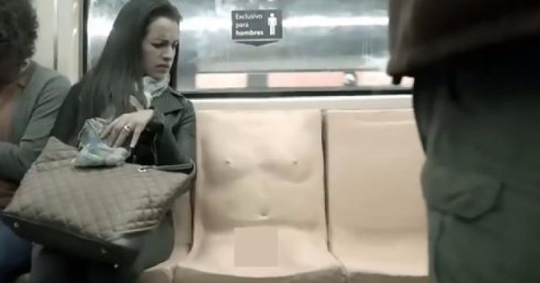 墨西哥地铁中突然出现“男性专用座位”。（互联网图片）