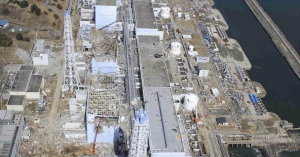 福岛第一核电站当年遭海啸袭击后，受损严重。（资料图片）