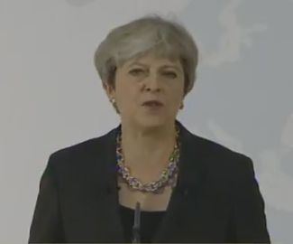 英国首相特蕾莎梅在意大利针对脱欧发表演说。