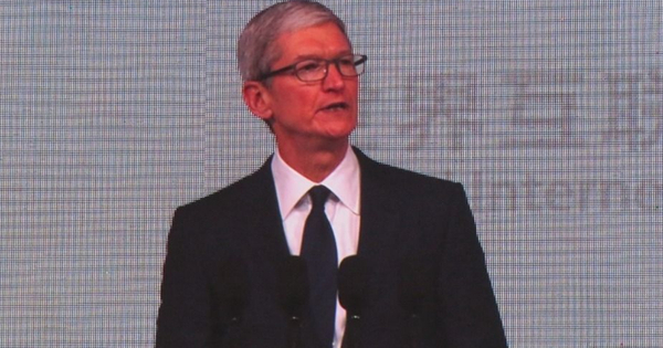 苹果公司执行长库克在第四届世界互联网大会演讲。（网络图）