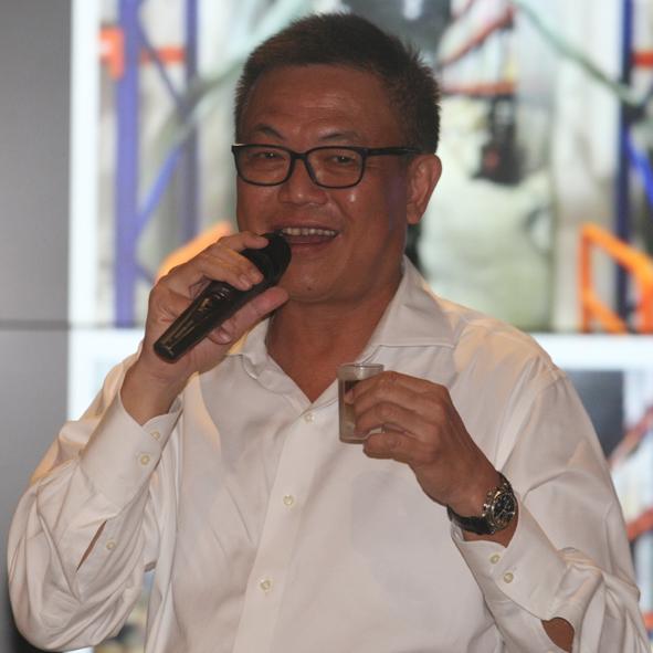 苏志伟