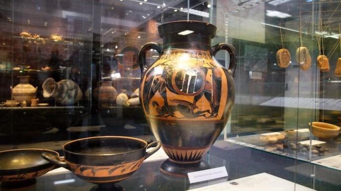 2500年前地中海双耳瓶