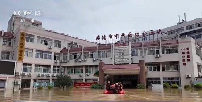 广东洪水无阻“孤岛医院”运作