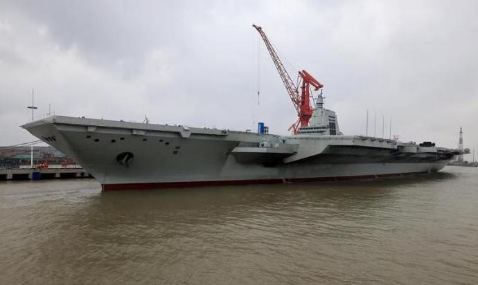 中国第三艘航空母舰福建舰