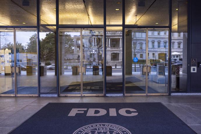 美国联邦存款保险公司 FDIC