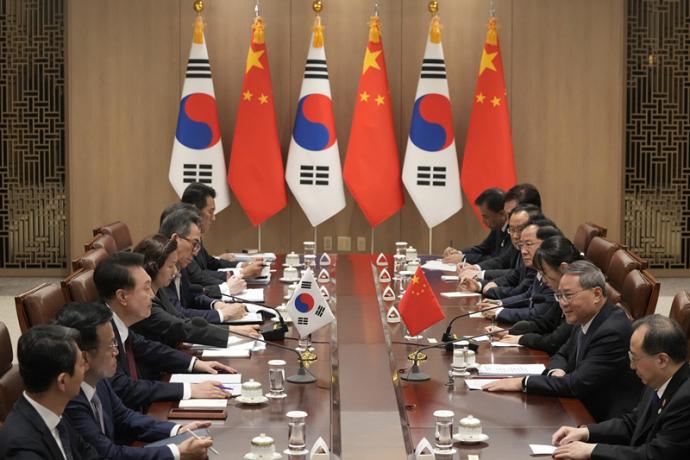 韩中官员举行会谈 中日韩峰会