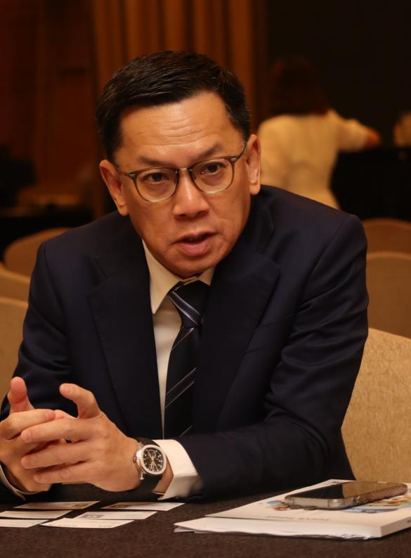 焦点眼镜总裁兼总执行长拿督廖俊亮