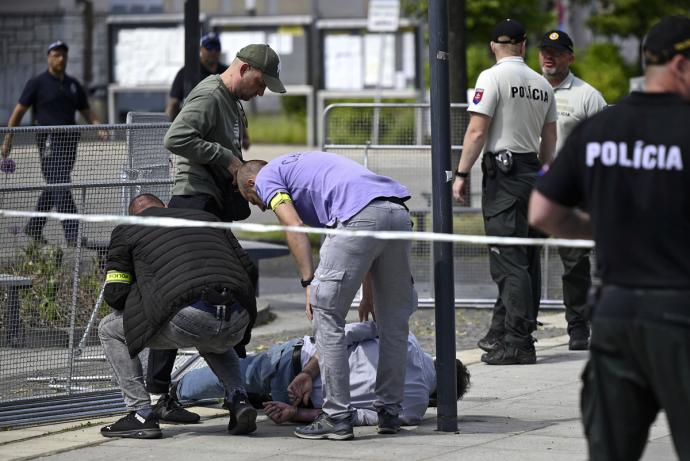 斯洛伐克总理枪击案 凶手被捕