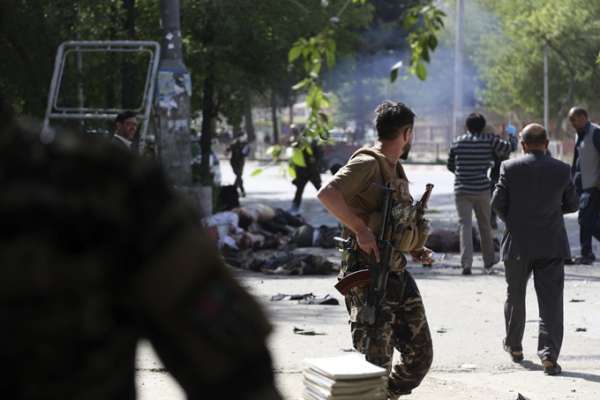 两起爆炸都发生在喀布尔第九警区。