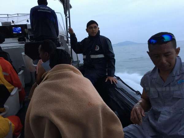 峇株巴辖霞露岛水域发生船只爆炸事故，有6名船员受伤。 