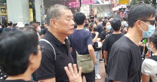 【香港乱局】黎智英没蒙面游行 学者斥:煽动青年犯法又怕死
