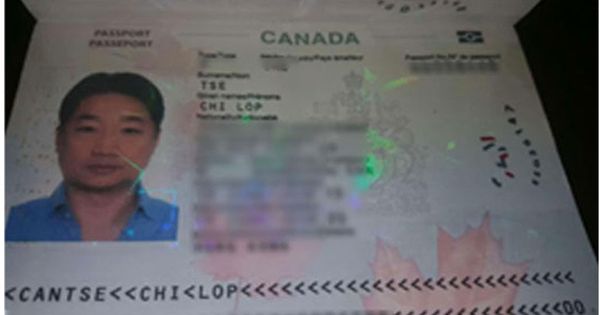 当局近日公布谢志乐照片及其加拿大护照。