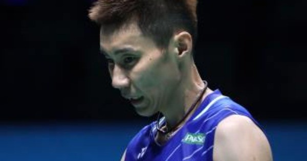 一哥李宗伟在在法国羽毛球公开赛遭遇一轮游，两局直落輸给日本的西本拳太。（档案照）
