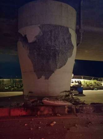 有网友上传七星潭大桥的桥墩严重龟裂。